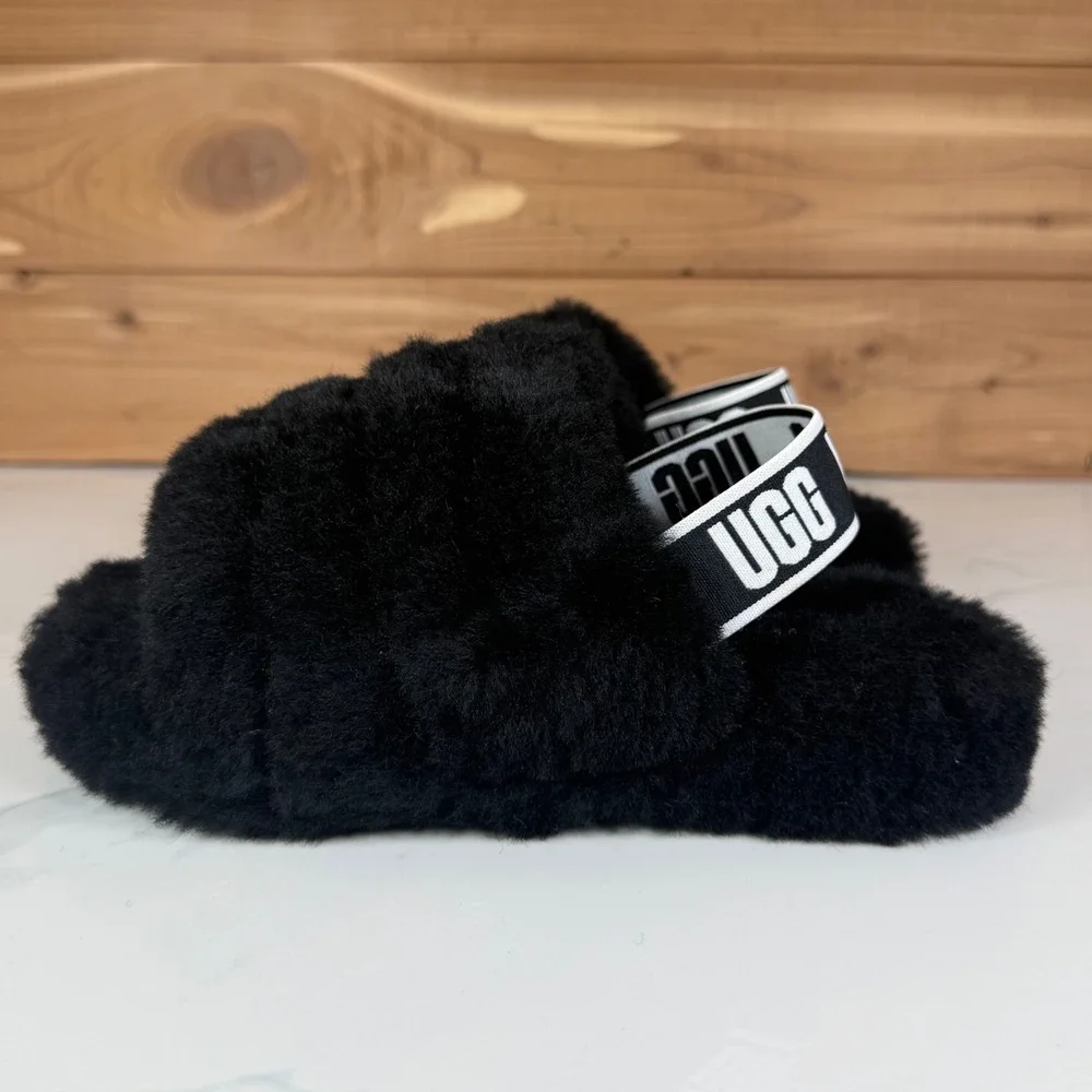 UGG Fluff Yeah Slide Black Sheepskin Elastic Backstrap Slippers Girl Size 1 Cozy